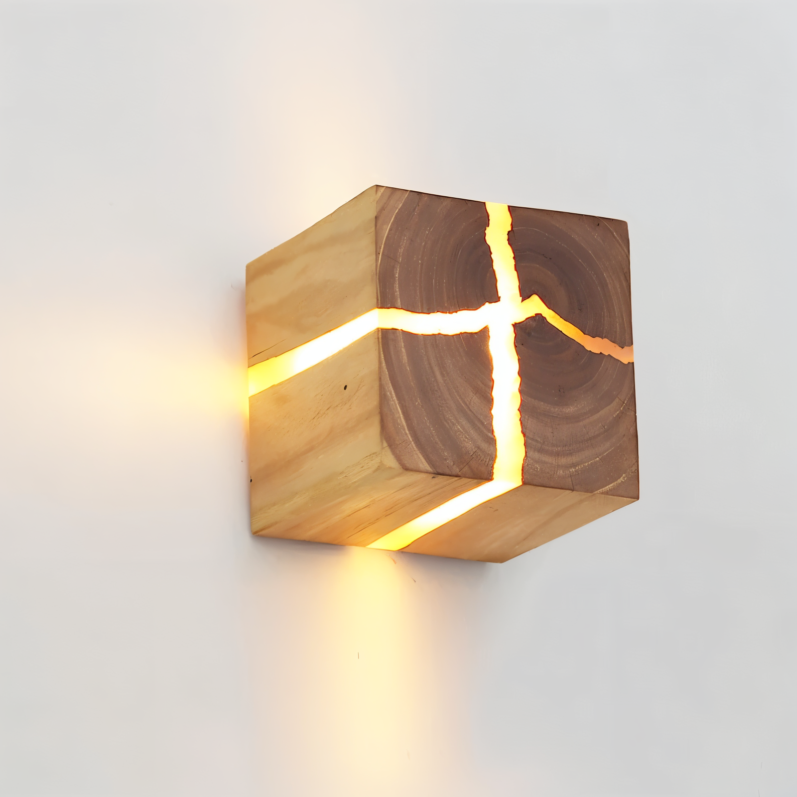 Homora Quad Crackle Wooden Wall Light – Modern Ambient Wall Lamp