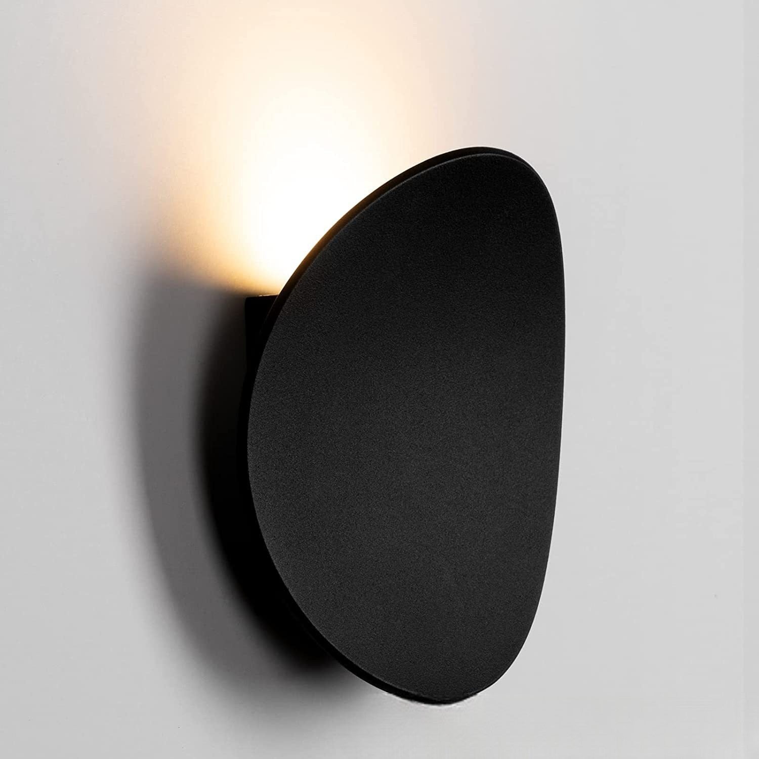 Modern Oval Black Wall Light – Soft Glow LED Accent Lamp