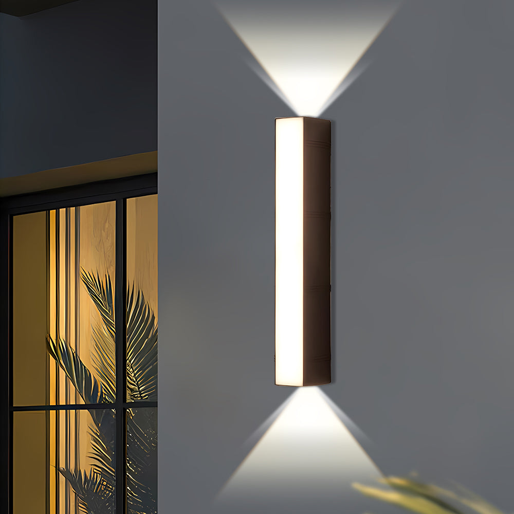 IP54 Waterproof LED Outdoor Wall Light, Outdoor Indoor Upper, Middle And Lower Three-way Luminous