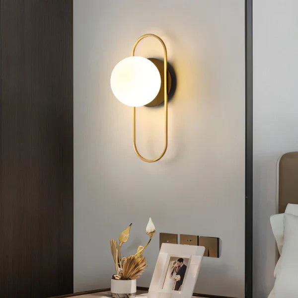 Modern Brass Wall Light with Opal Glass Shade – Elegant Vertical Design