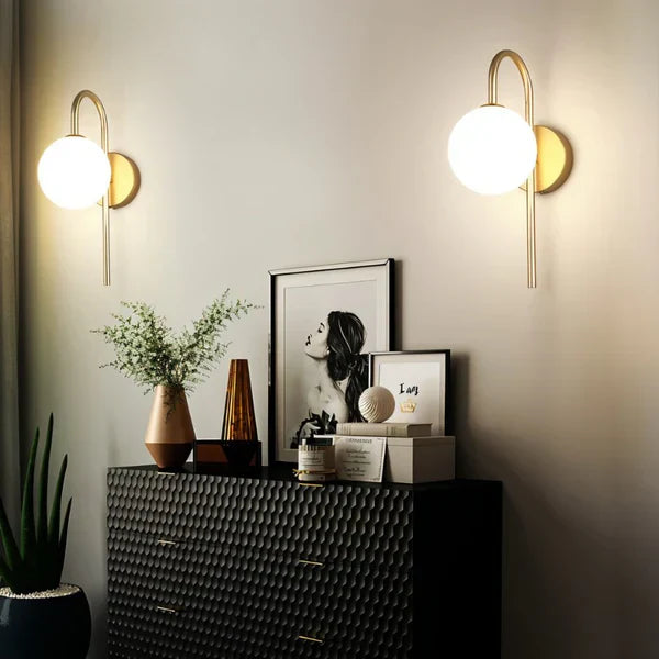 Modern Brass Wall Light with Opal Glass Shade – Elegant Vertical Design